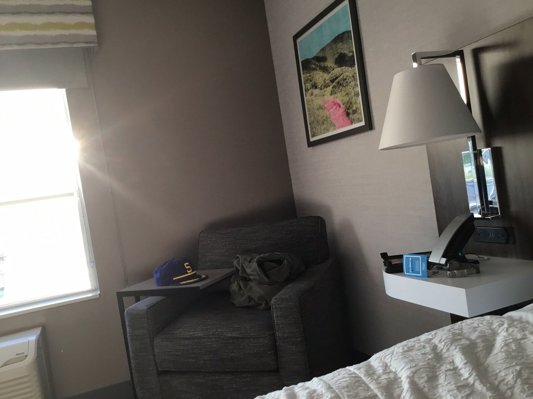 Hampton Inn & Suites St. Clairsville主图