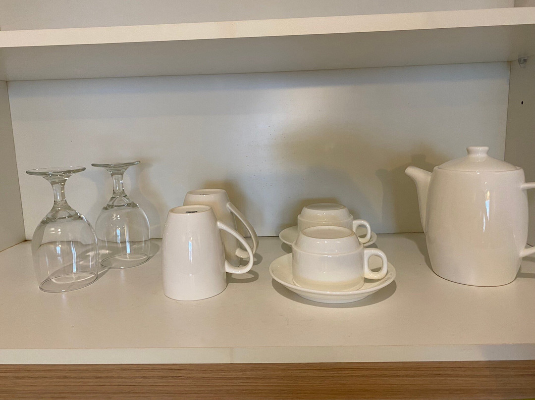 新山盛捷依斯干达美迪尼服务公寓主图