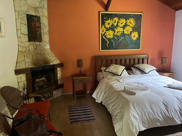 曲调多巴胺赫瑞宾馆-官方