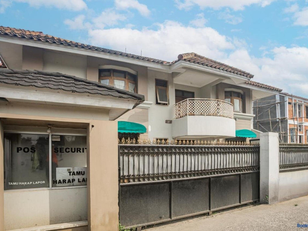Super OYO Capital O Yasmin Hotel Near IPB
