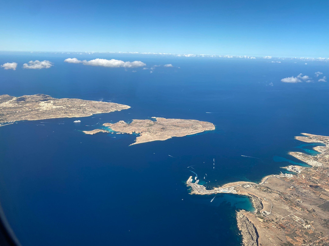 Freeways Auto Rentals-卡拉必去景点