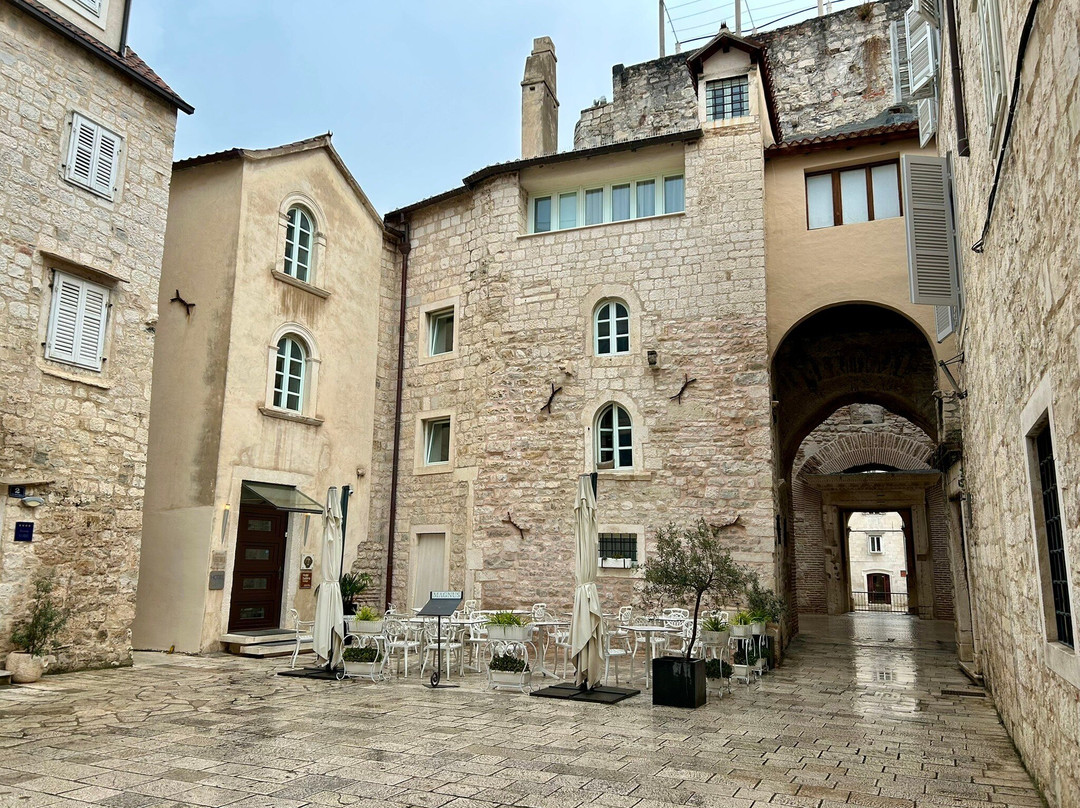 Hotel Vestibul Palace主图