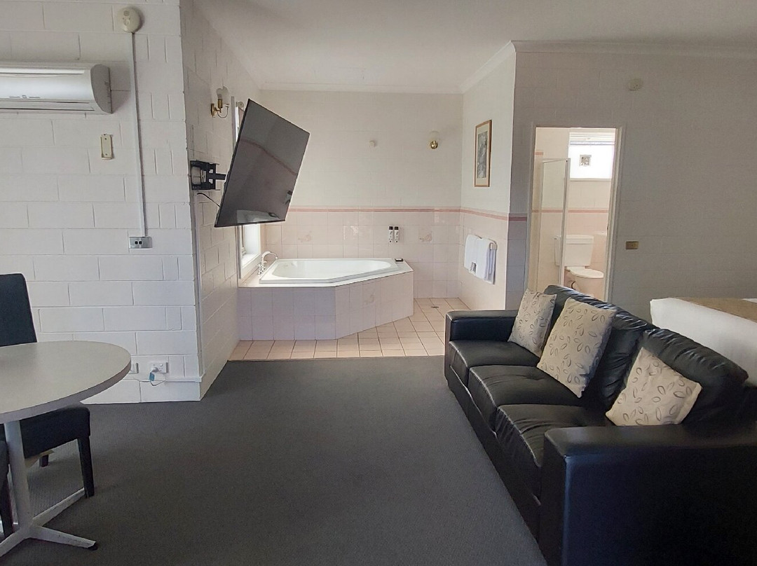 Comfort Inn & Suites King Avenue主图