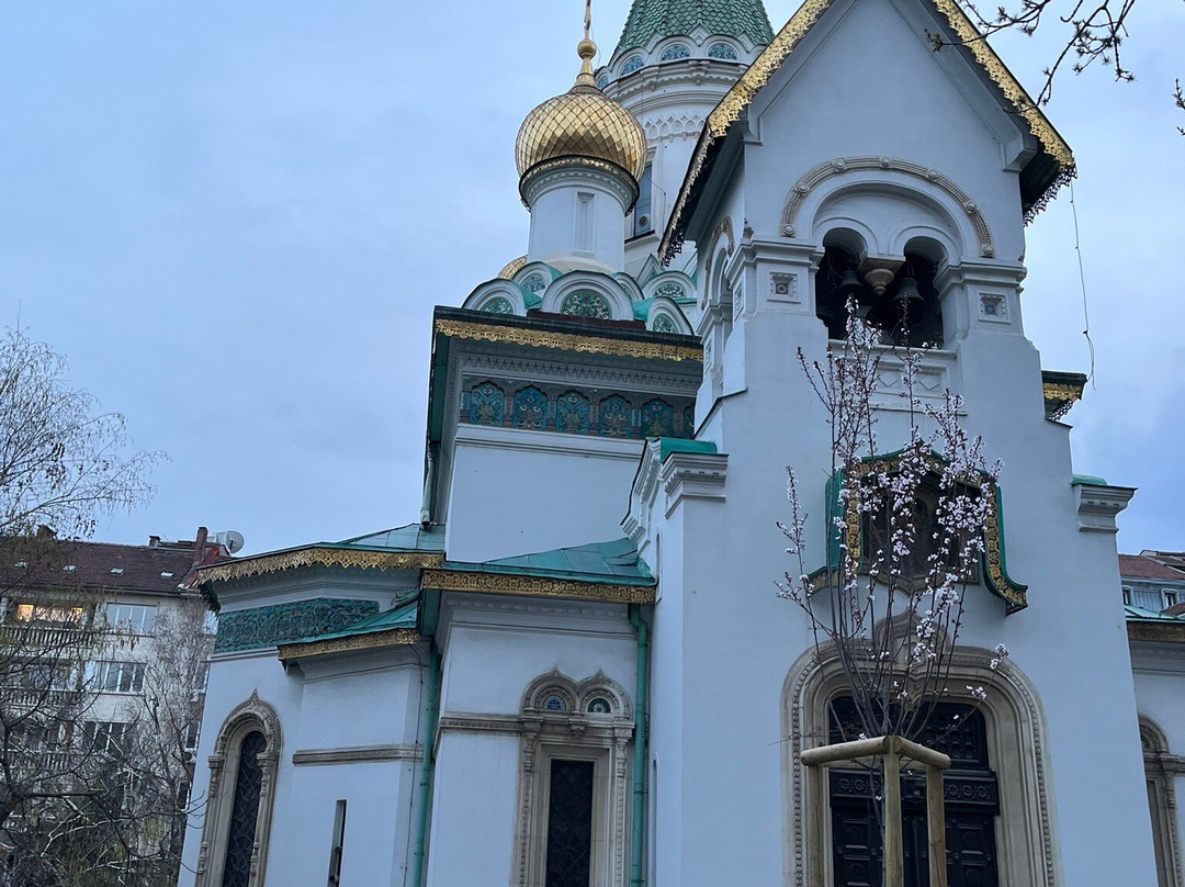 圣尼古拉斯俄罗斯教堂 (Tsurkva Sveta Nikolai)-索非亚必去景点