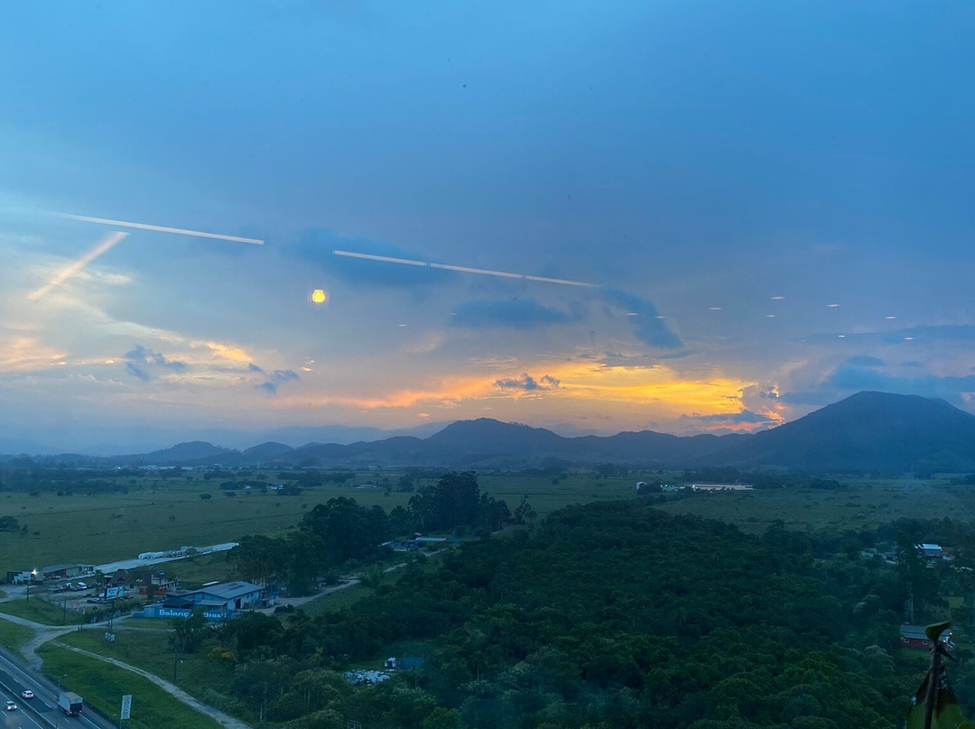 Tri Hotel Premium Itapema主图