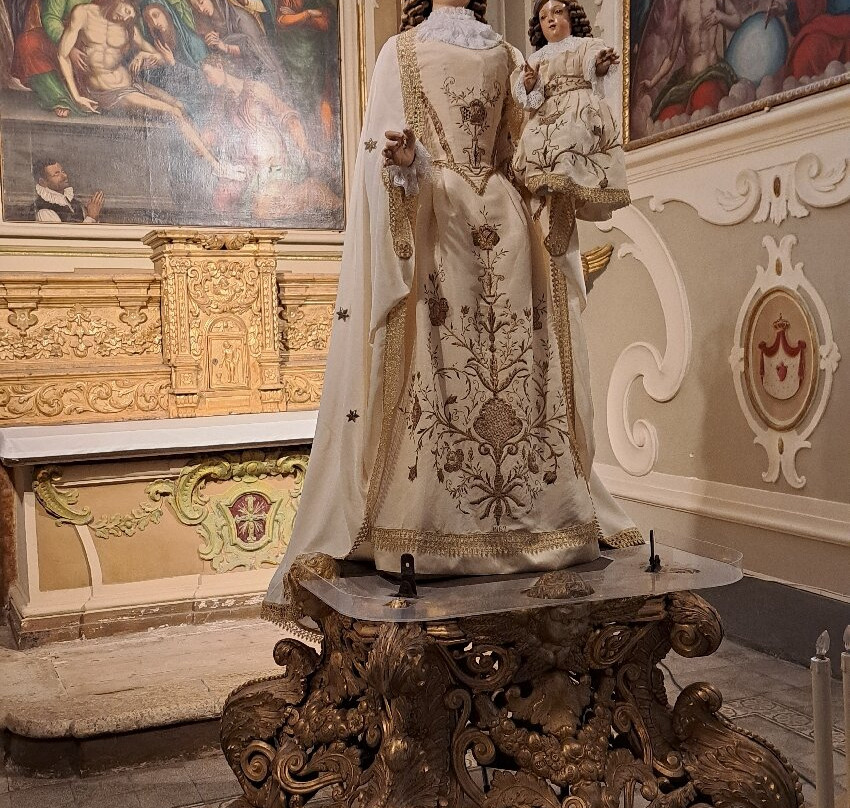 Chiesa di Santa Chiara-马泰拉必去景点
