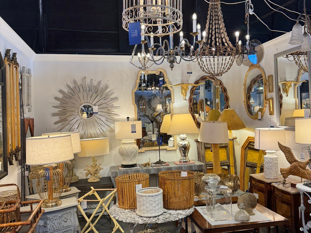 The Antique And Artisan Gallery-斯坦福必去景点