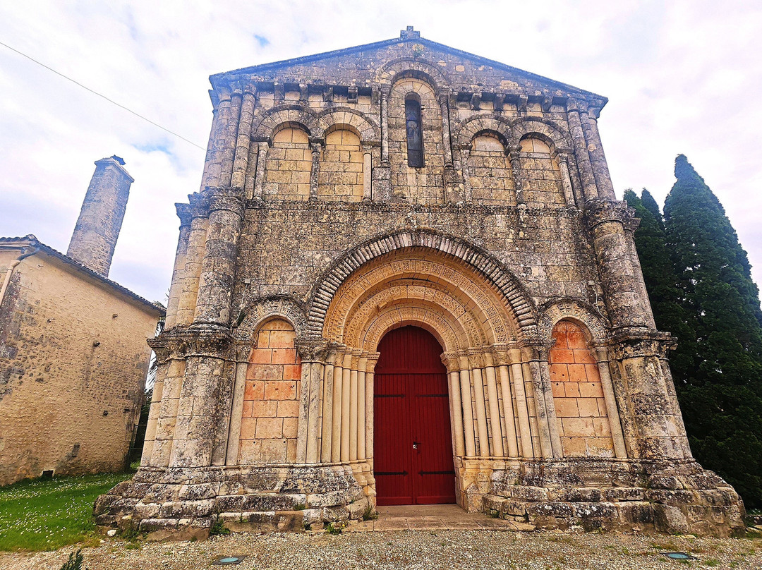 Eglise Notre Dame De L'assomption-Jazennes必去景点