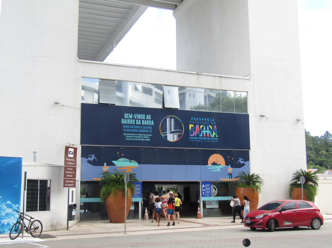 Passarela Estaiada da Barra-康泊琉海水浴场必去景点