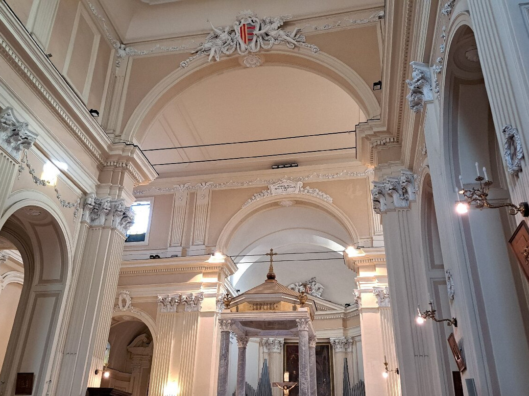 Piazza del Duomo-卡瓦德蒂雷尼必去景点