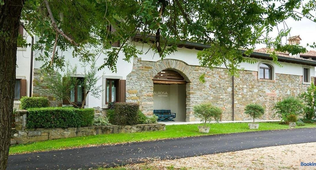 VALROSA Country Resort