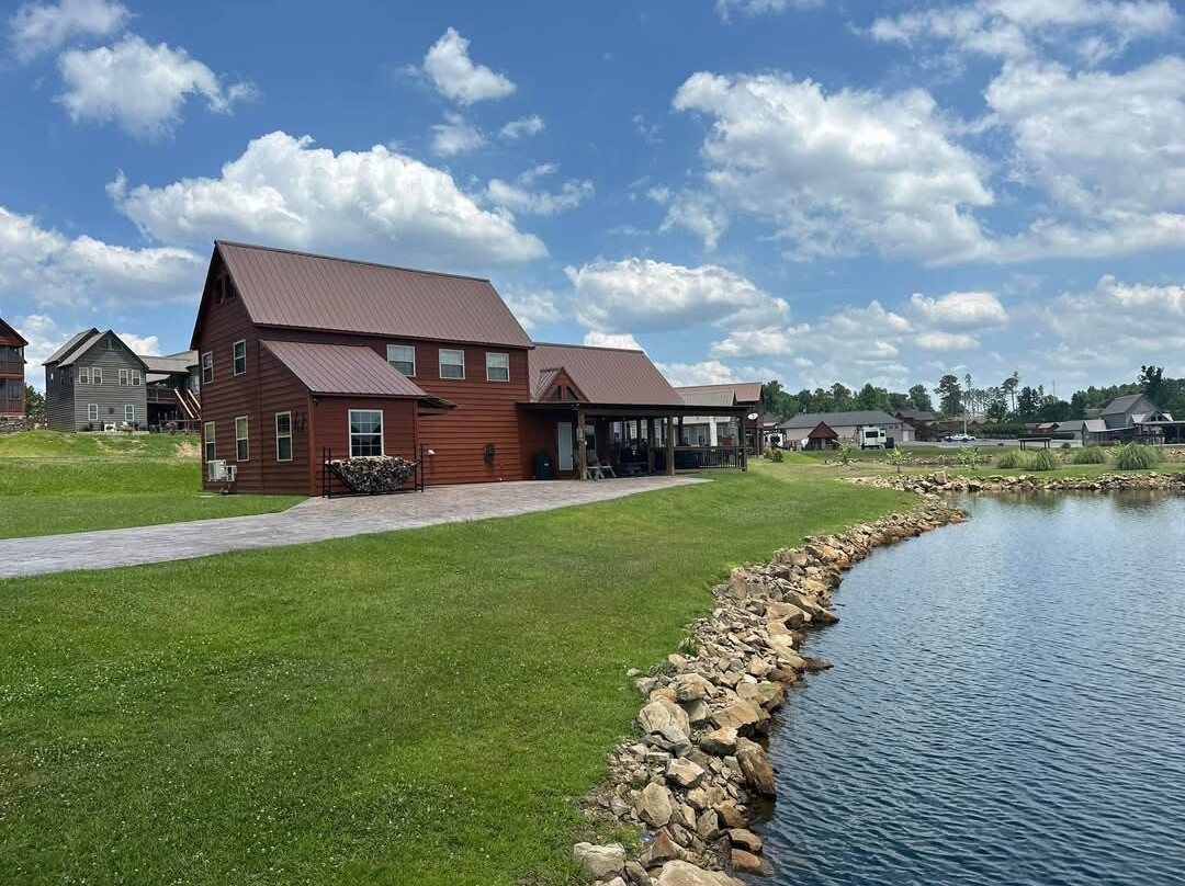 Smith Lake RV & Cabin Resort景点图片