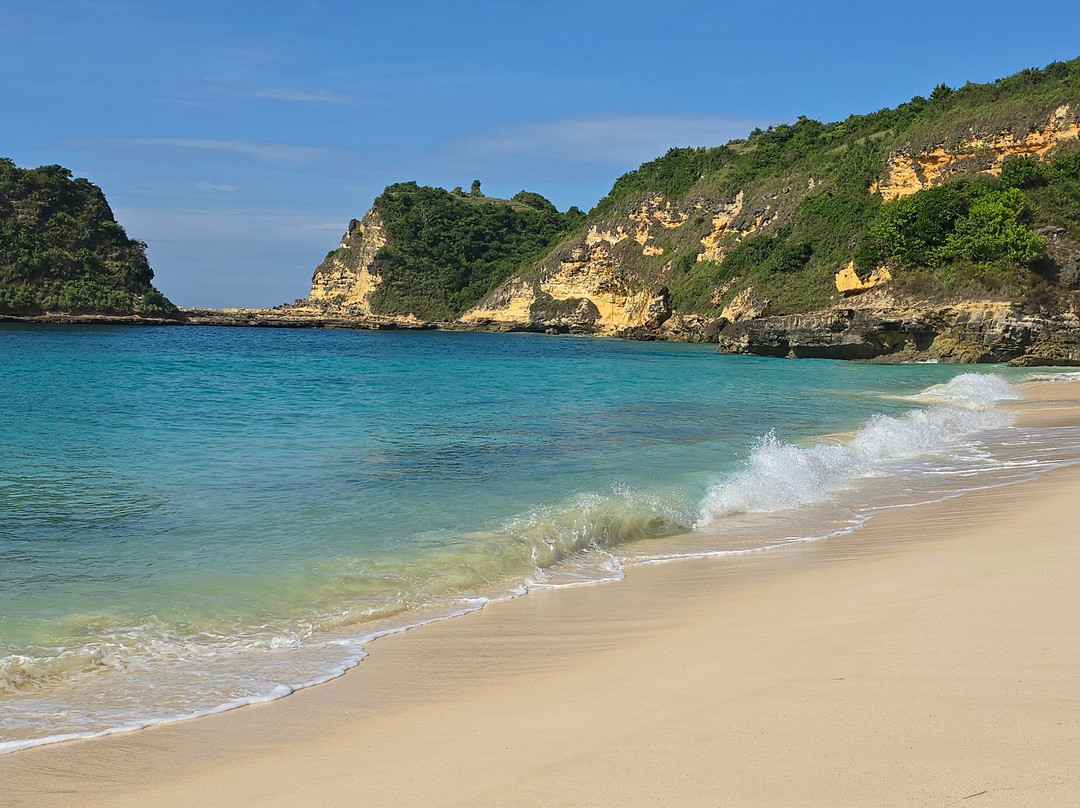 捷瓦贝罗亚马海滩营地酒店主图