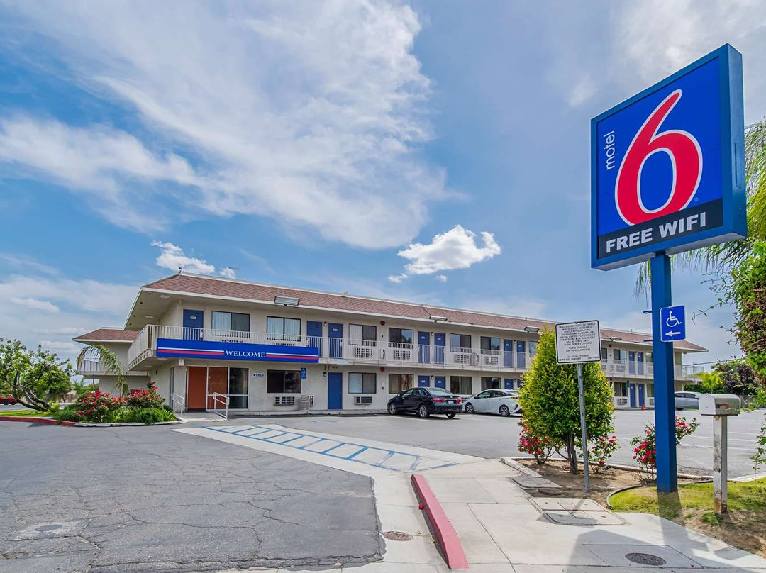 Motel 6 Bakersfield Airport