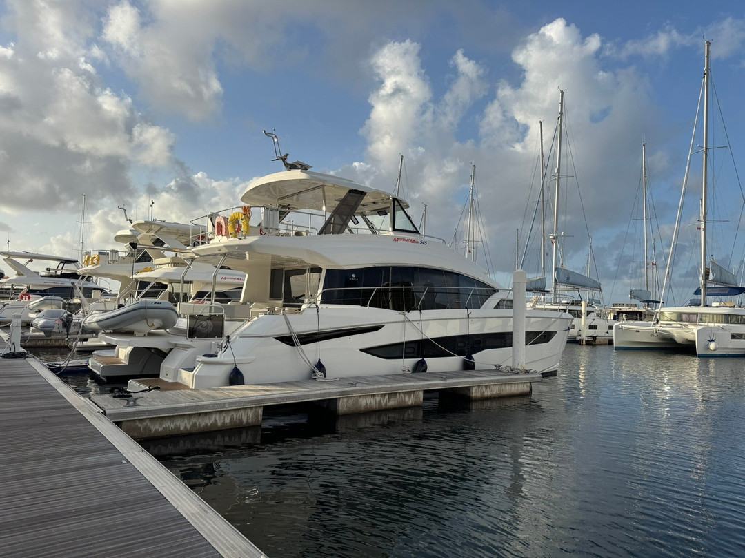 MarineMax Vacations-托土拉必去景点