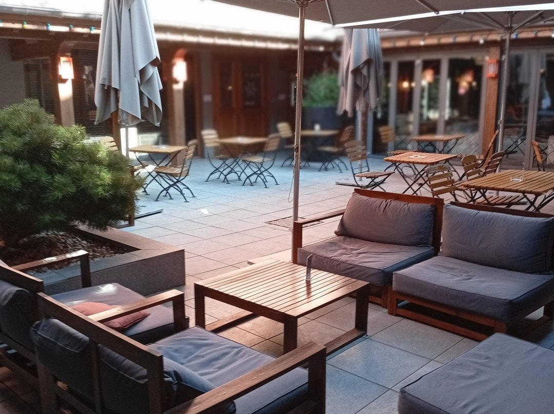 阿特迪亚小屋酒店主图