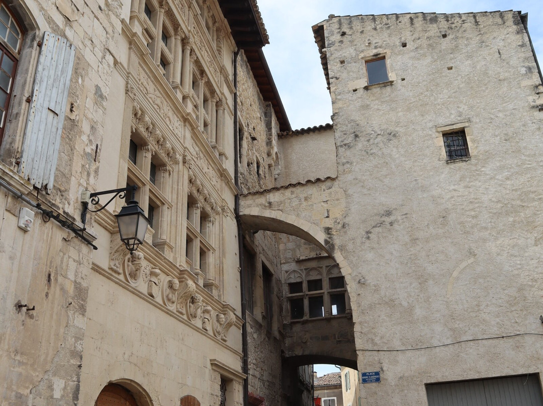 Maison des Chevaliers-Viviers必去景点