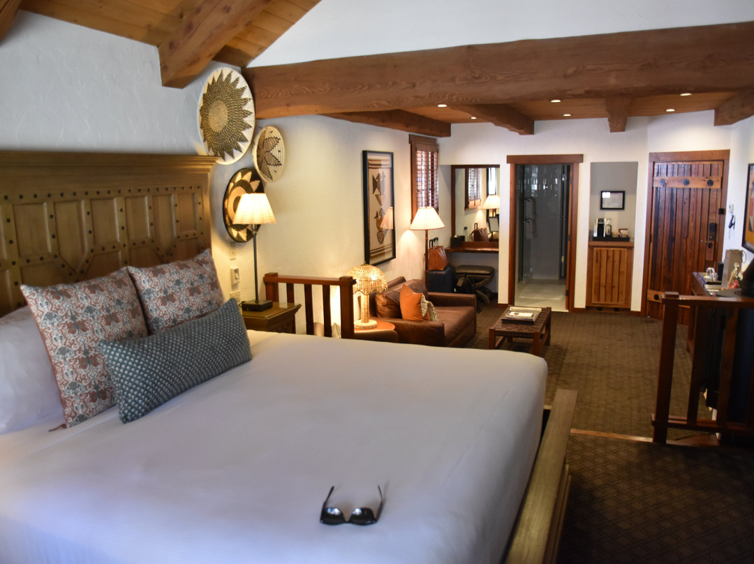 Rancho Caymus Inn主图