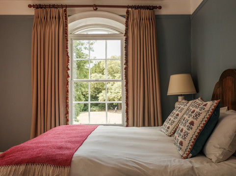 The Pembroke Arms Hotel主图