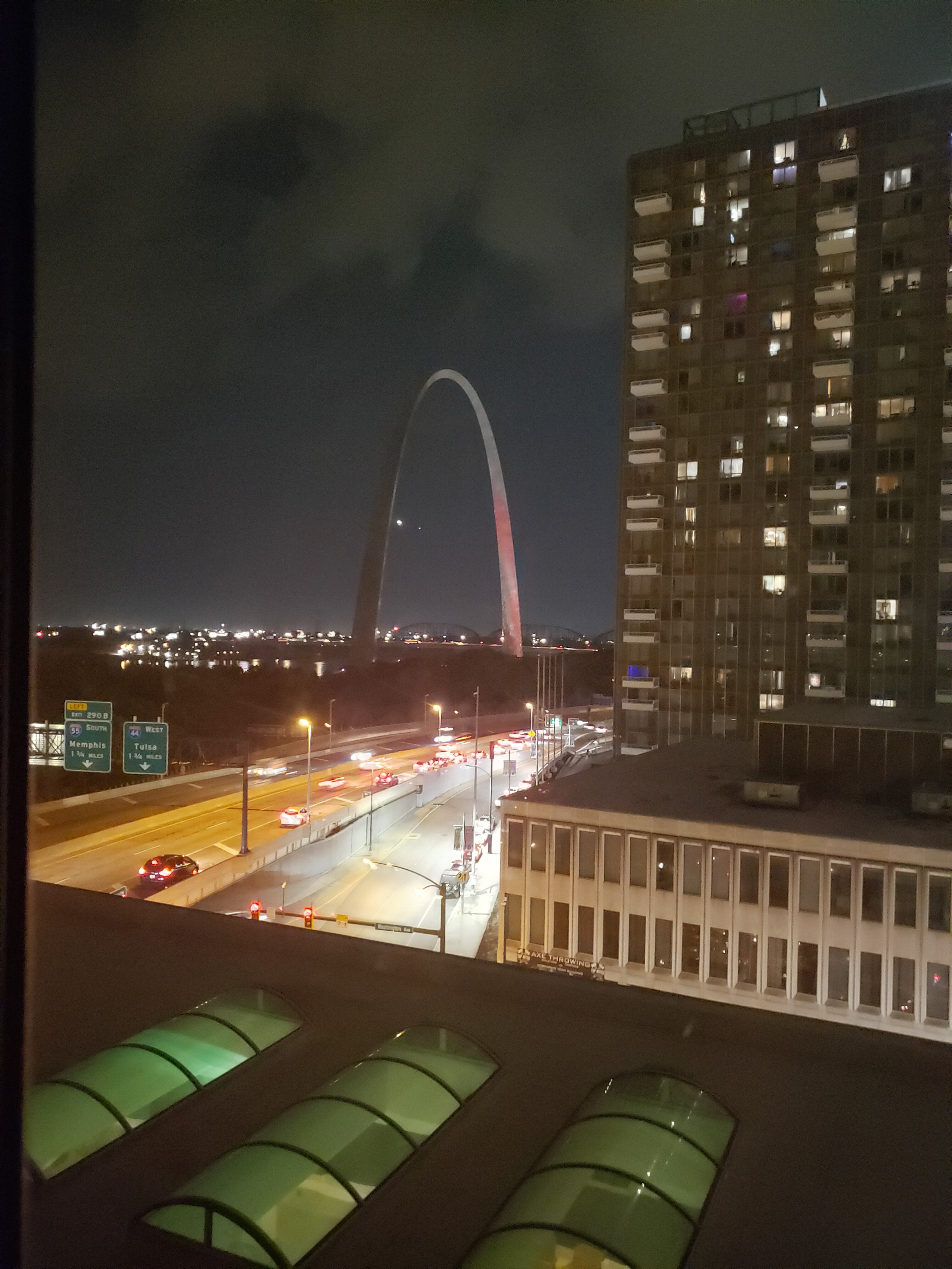 Hampton Inn St. Louis-Downtown (At the Gateway Arch)-官方