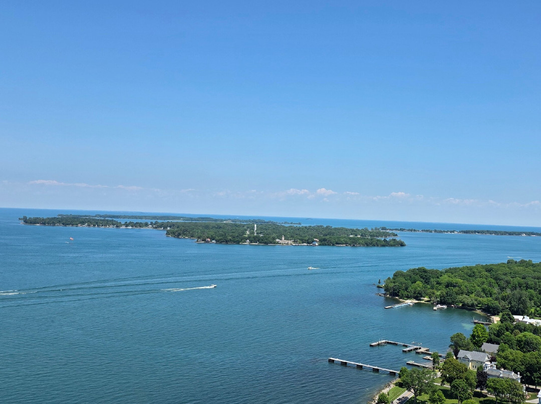 Perry's Victory & International Peace Memorial-Put in Bay必去景点