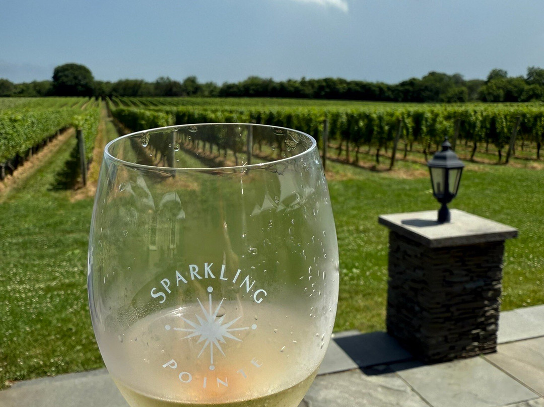 Sparkling Pointe Vineyards & Winery-Southold必去景点