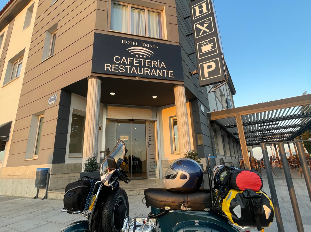 Hotel Triana主图