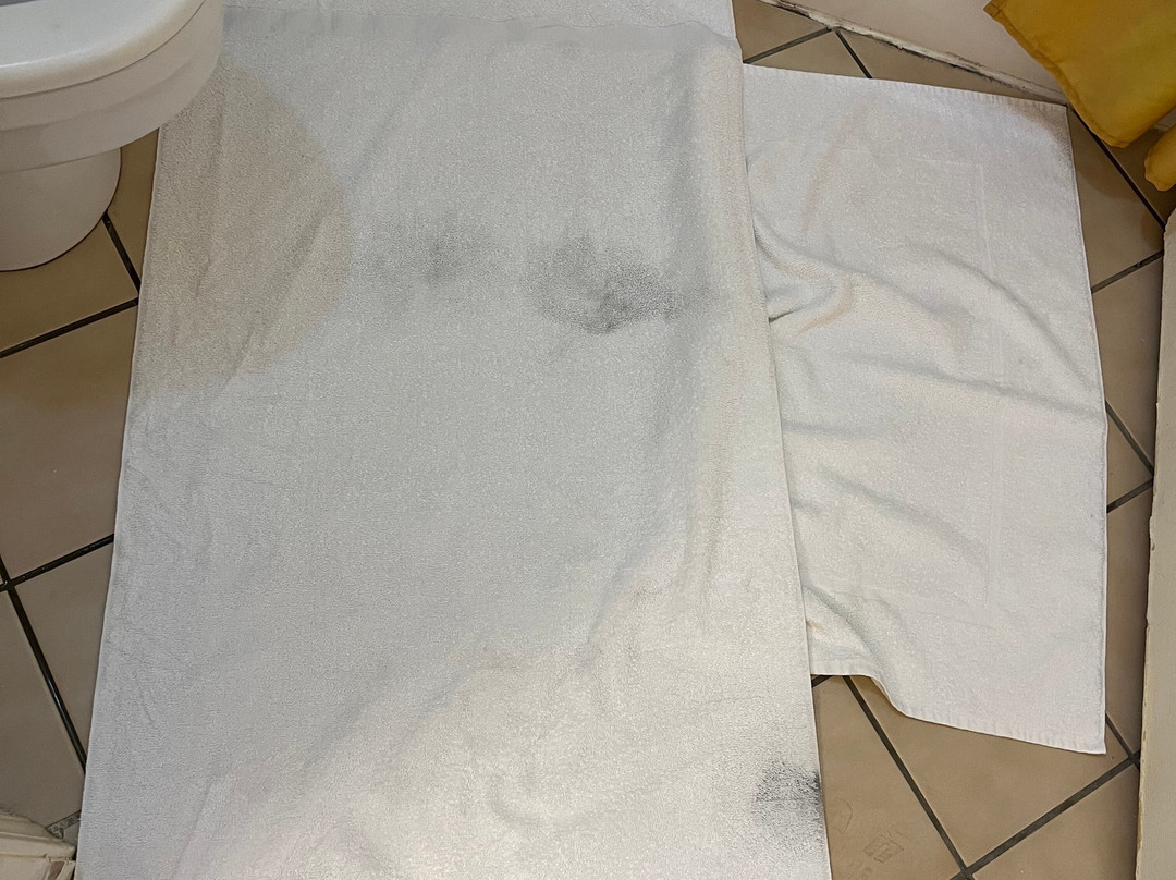 Heritage Inn & Suites主图