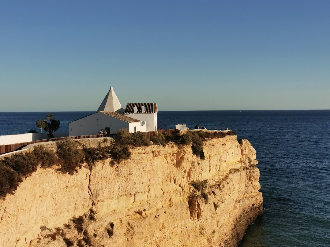 Capela da Nossa Senhora da Rocha-Porches必去景点