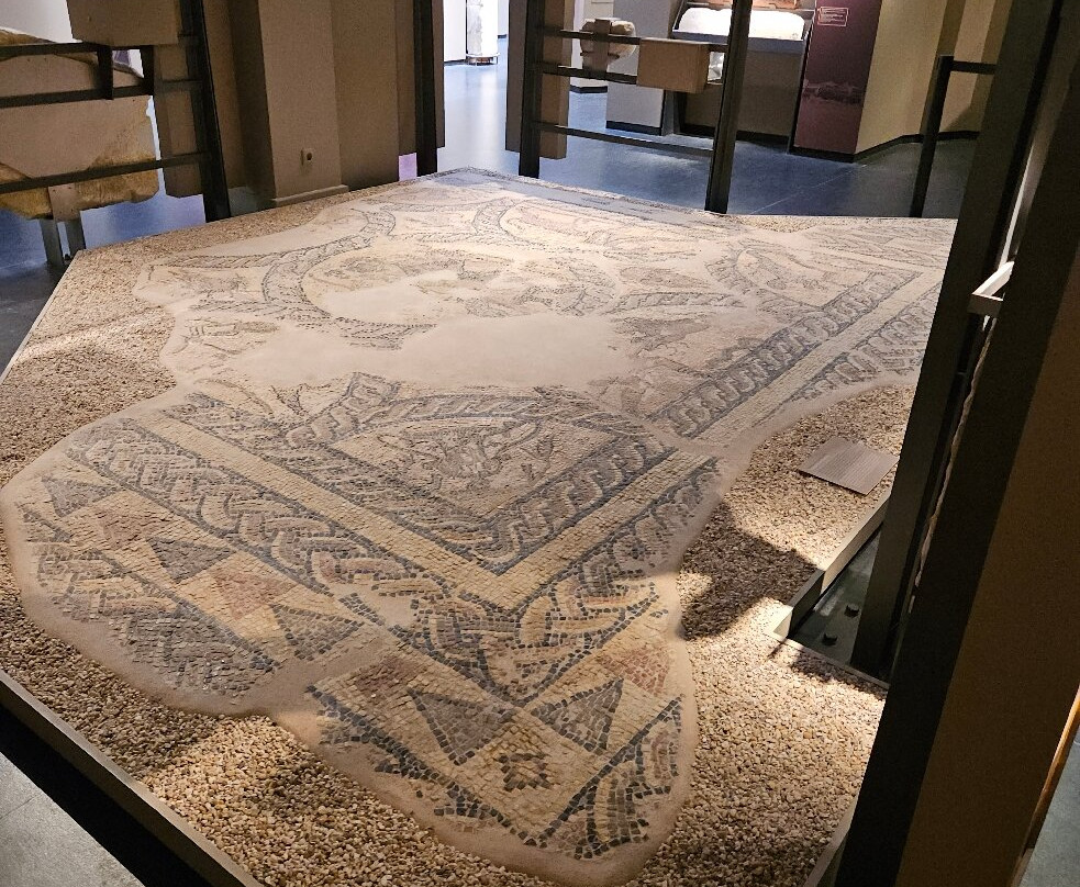 Archaeological Museum of Messenia-卡拉马塔必去景点