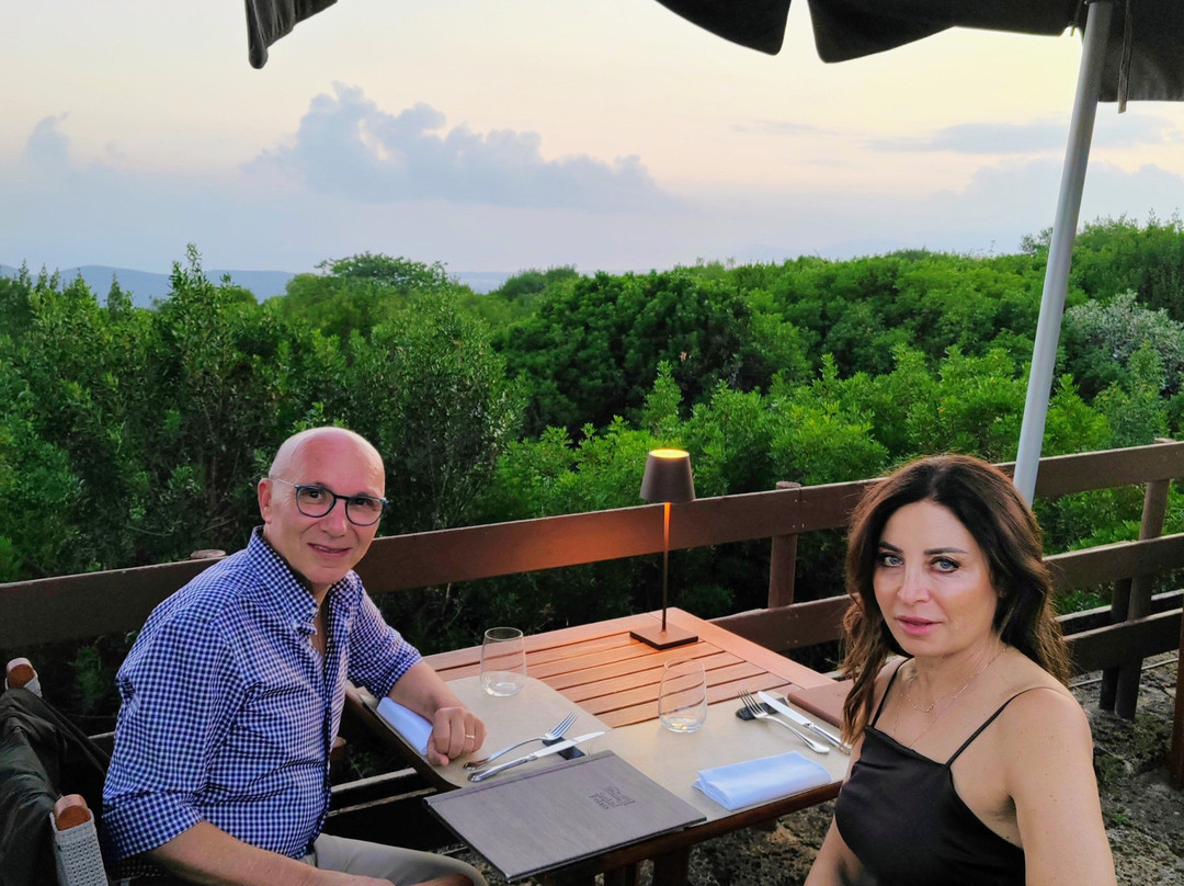 沙兰德休闲酒店主图