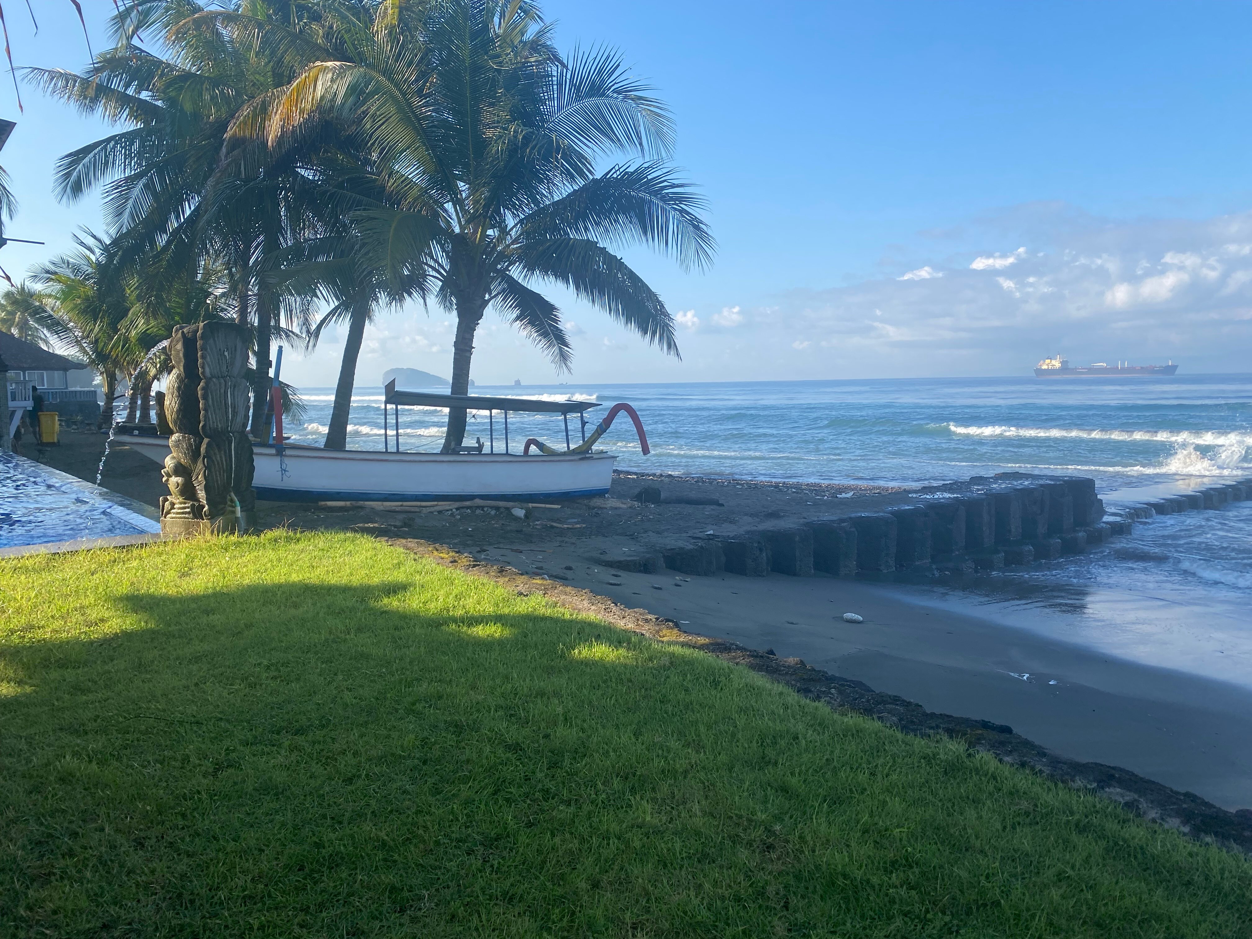 Bayshore Villas Candi Dasa-泳池