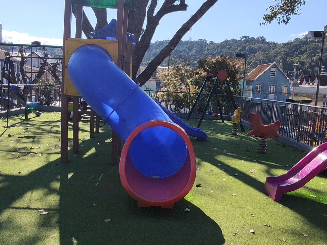 Praça Garibaldi-Antônio Prado必去景点