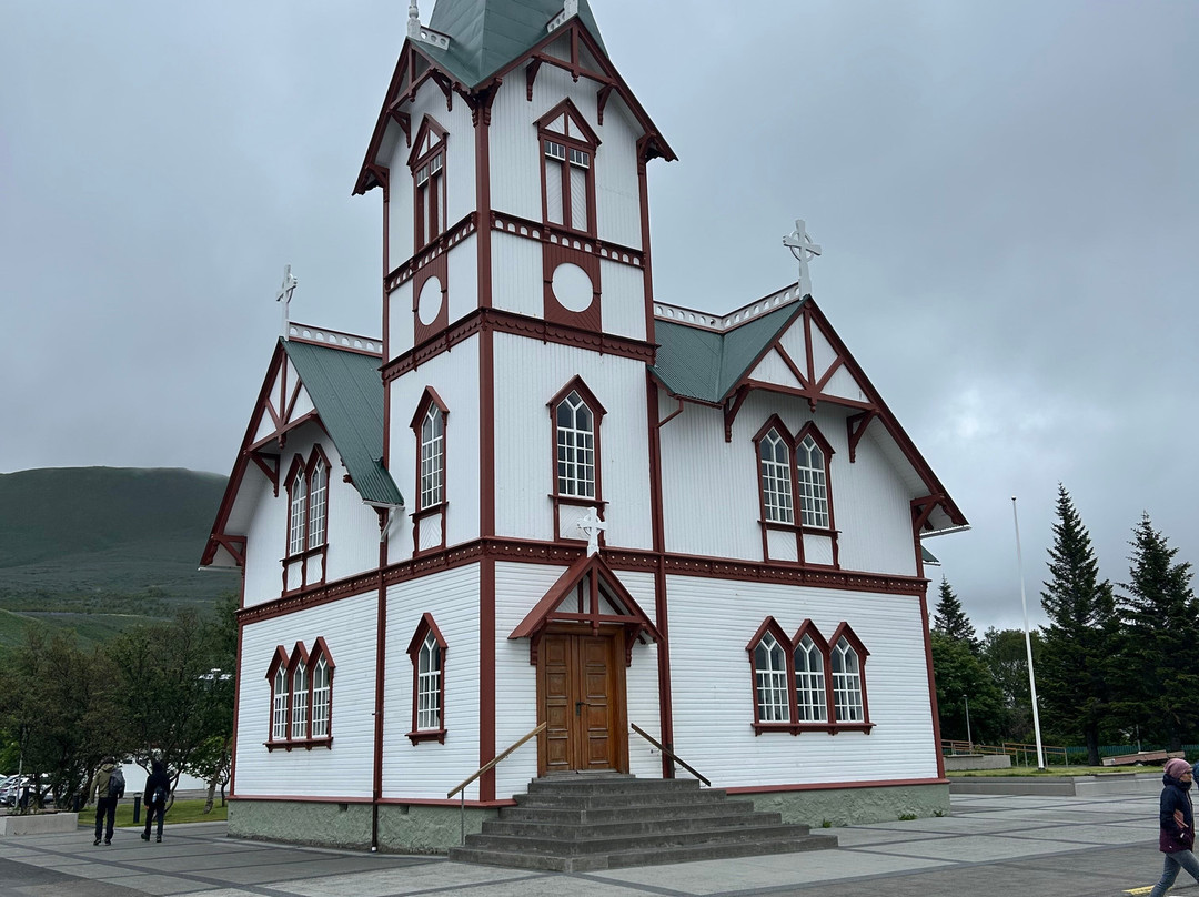 Husavikurkirkja-胡萨维克必去景点