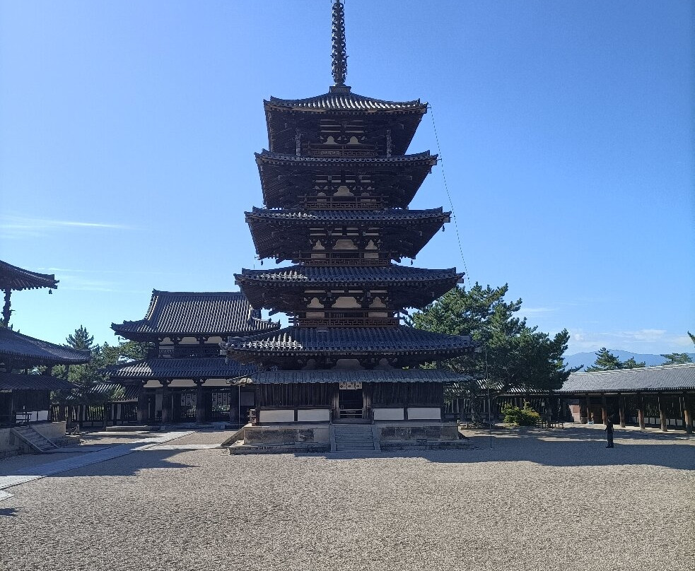 Horyu-ji Gojunoto-斑鸠町必去景点