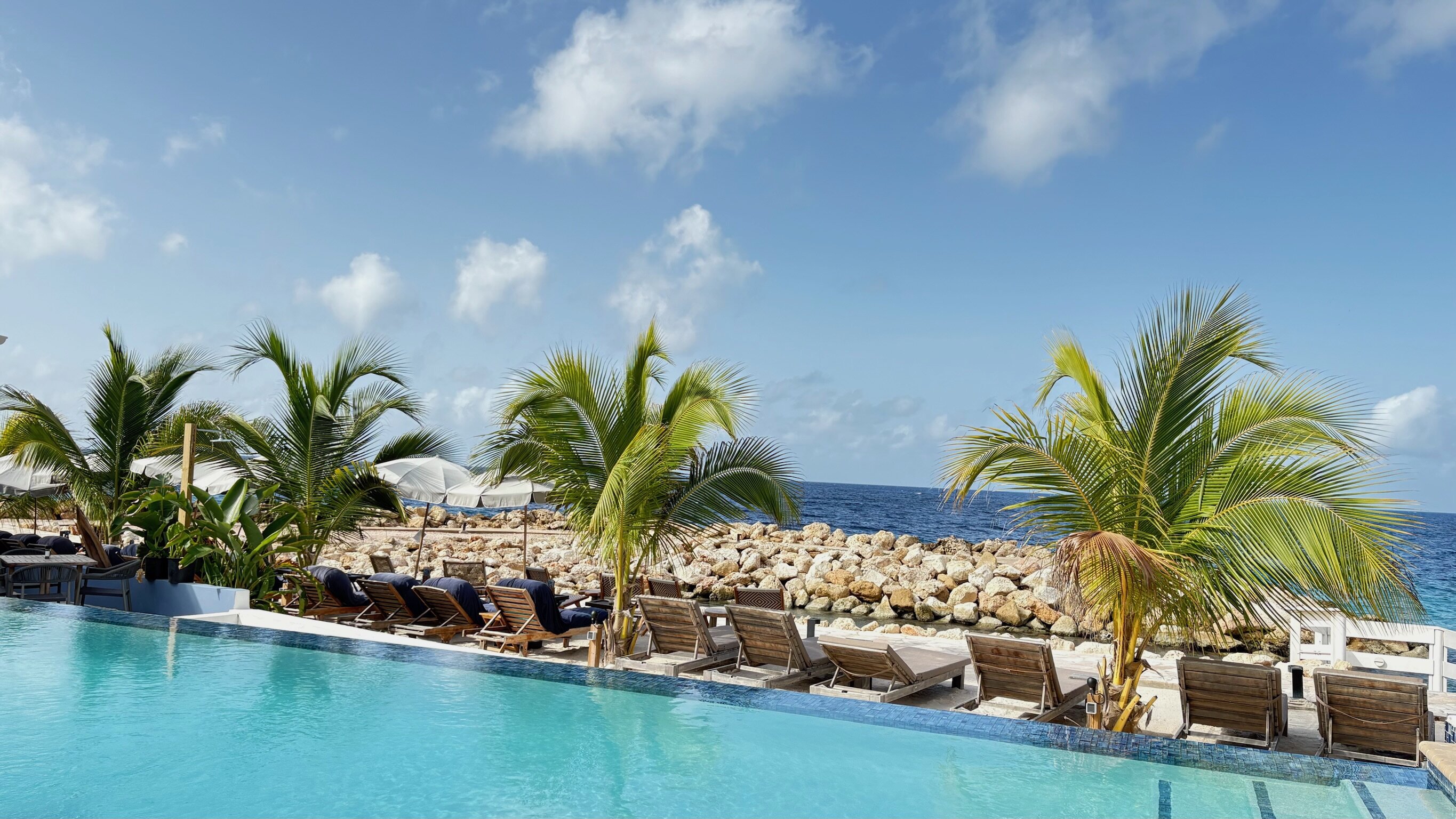 潜水旅馆和套房-泳池