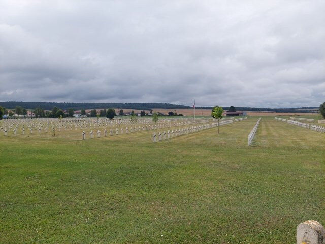 Cimetiere Militaire du Faubourg-Pave-凡尔登必去景点