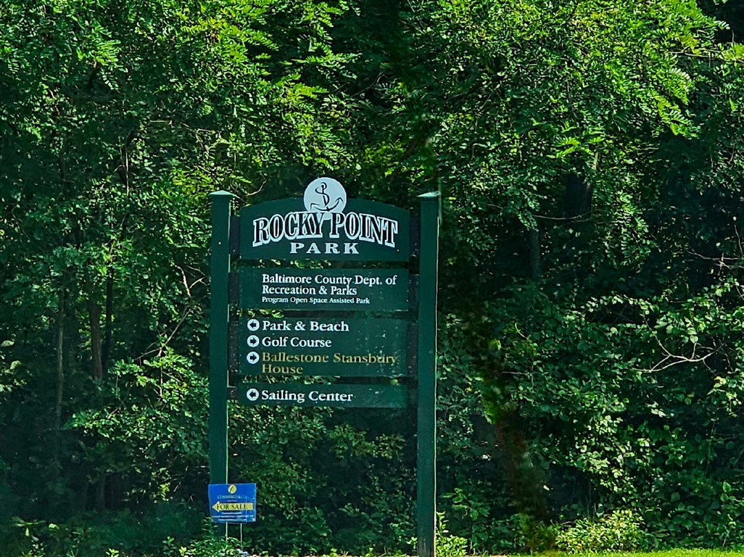 Rocky Point Beach and Park-Essex必去景点