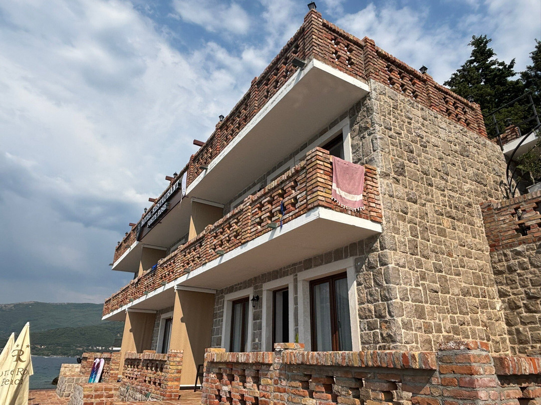 Forte Rose Hotel And Restaurant主图
