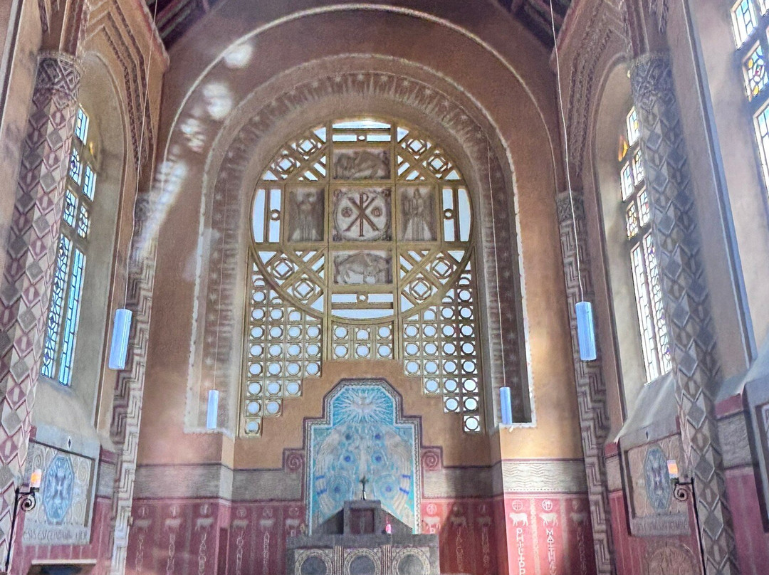 Chapelle De La maison Saint Yves-圣布里厄必去景点