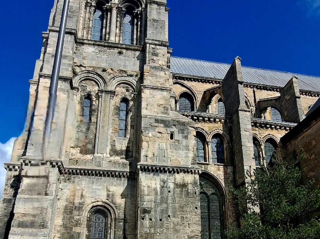 Collégiale Notre-dame-en-vaux-香槟地区沙隆必去景点
