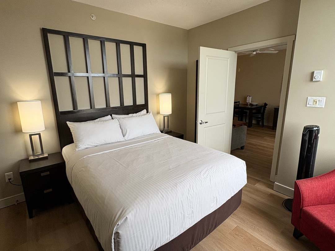 奥斯威戈酒店主图