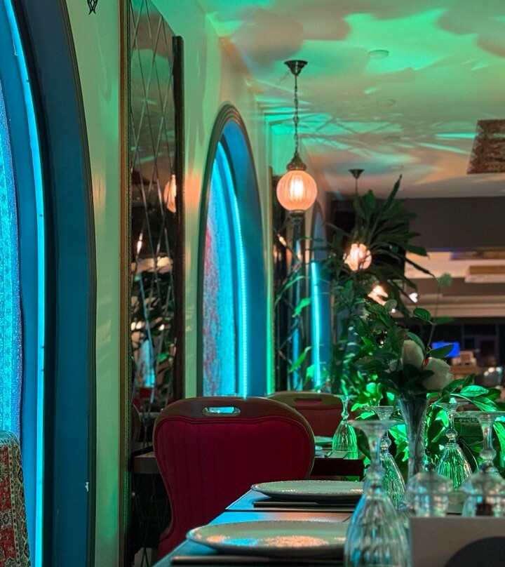 Food Palace Restaurant