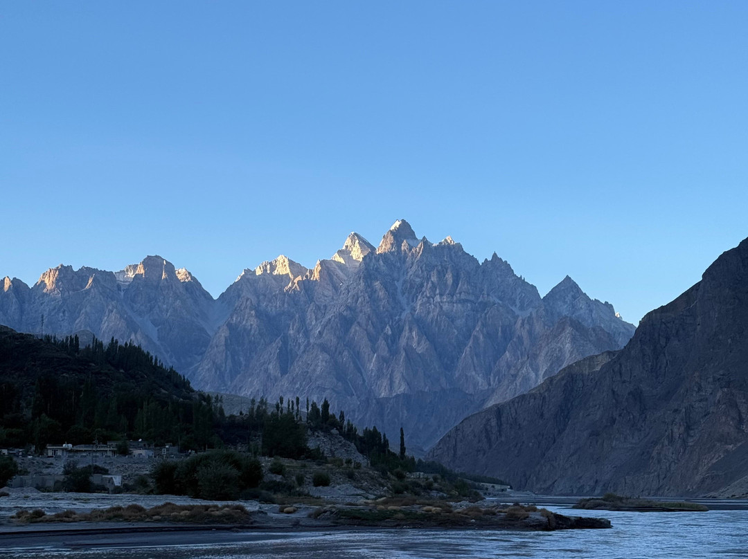 Hunza Adventure Tours-伊斯兰堡必去景点