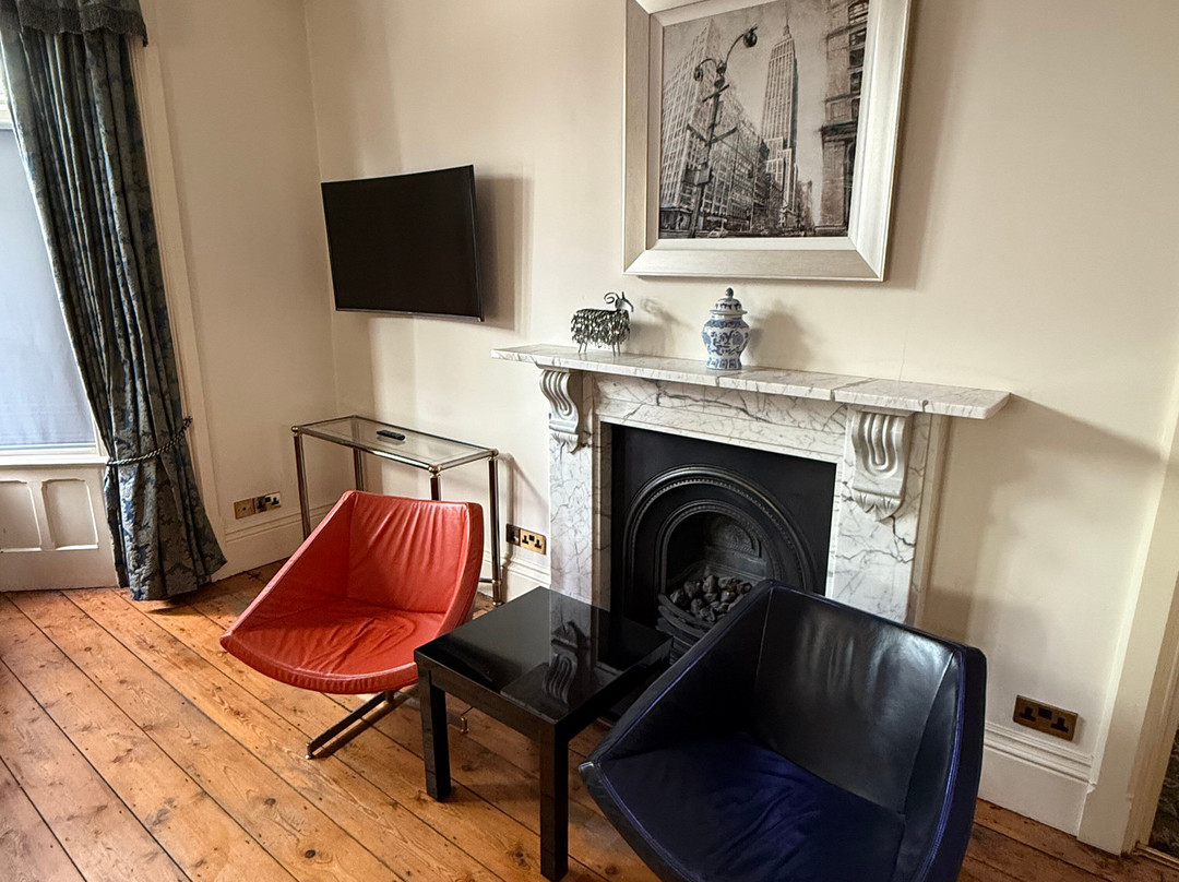 索尔兹伯里别墅酒店主图