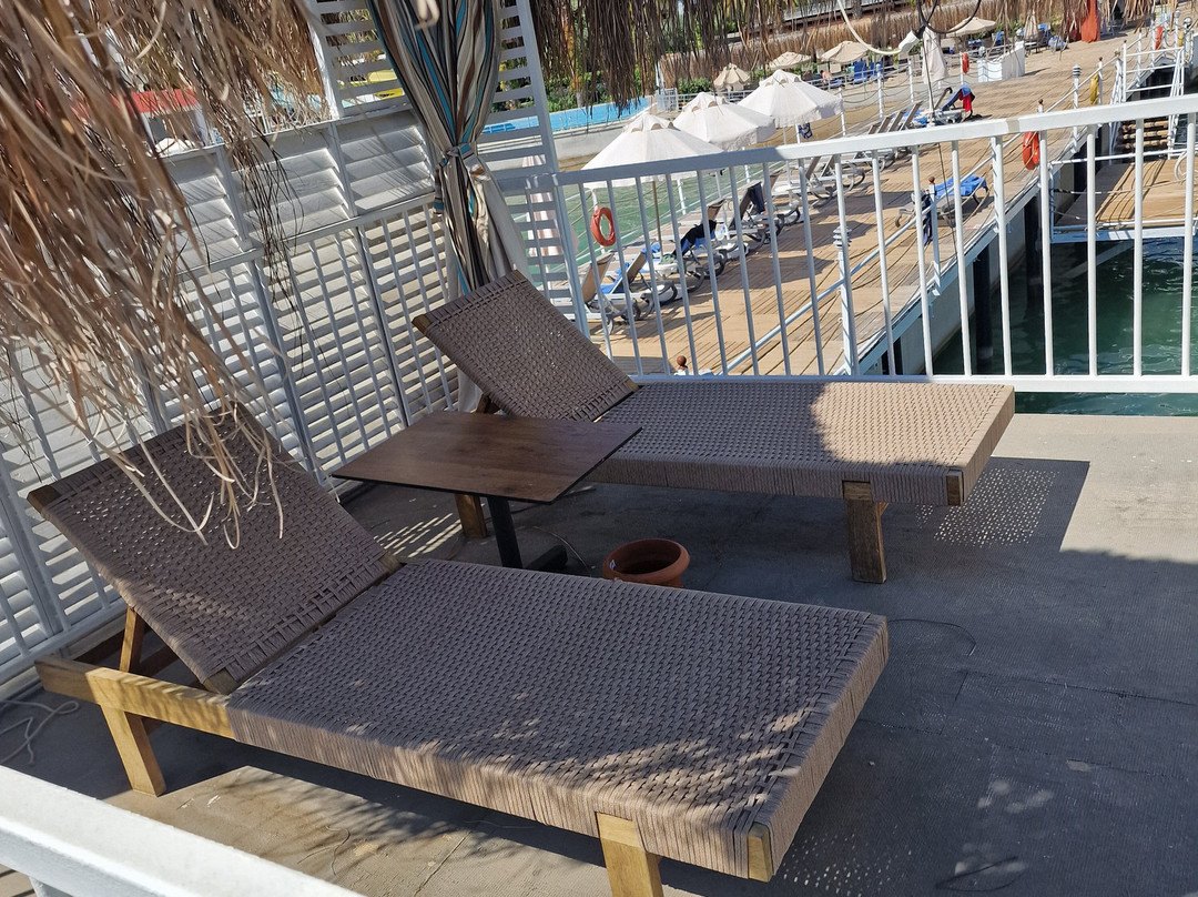 Adin Resort Hotel主图