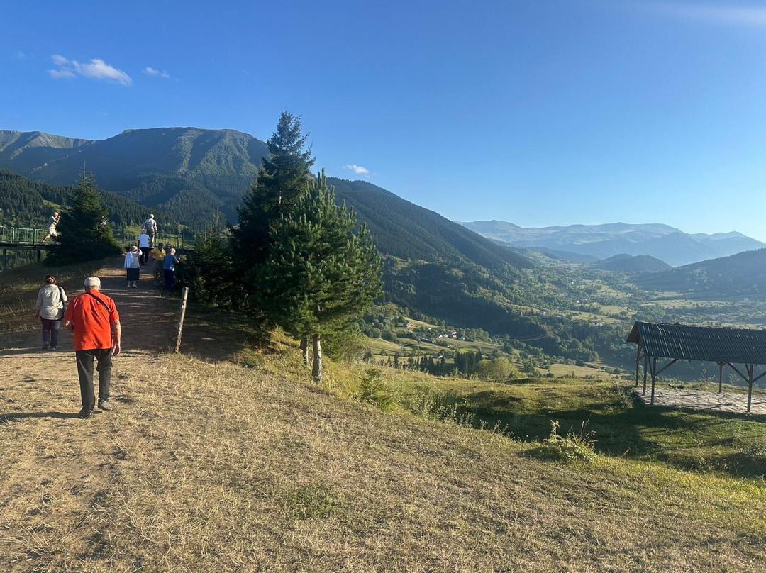 Yavuzköy orman parkı Seyir yeri-Savsat必去景点