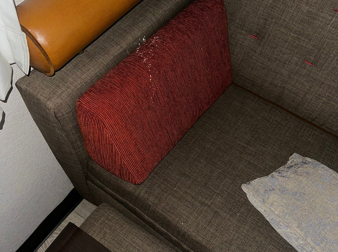 American Inn & Suites Metro Airport主图