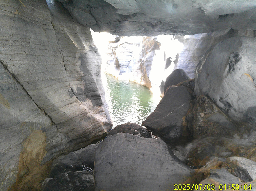 Snake Canyon Guide - Sultan-Wadi Bani Awf必去景点