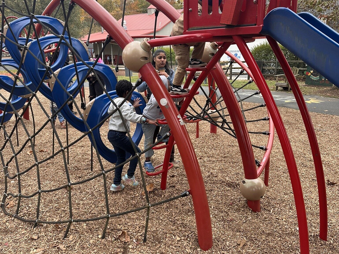 Johnson's Corner Farm-Medford必去景点